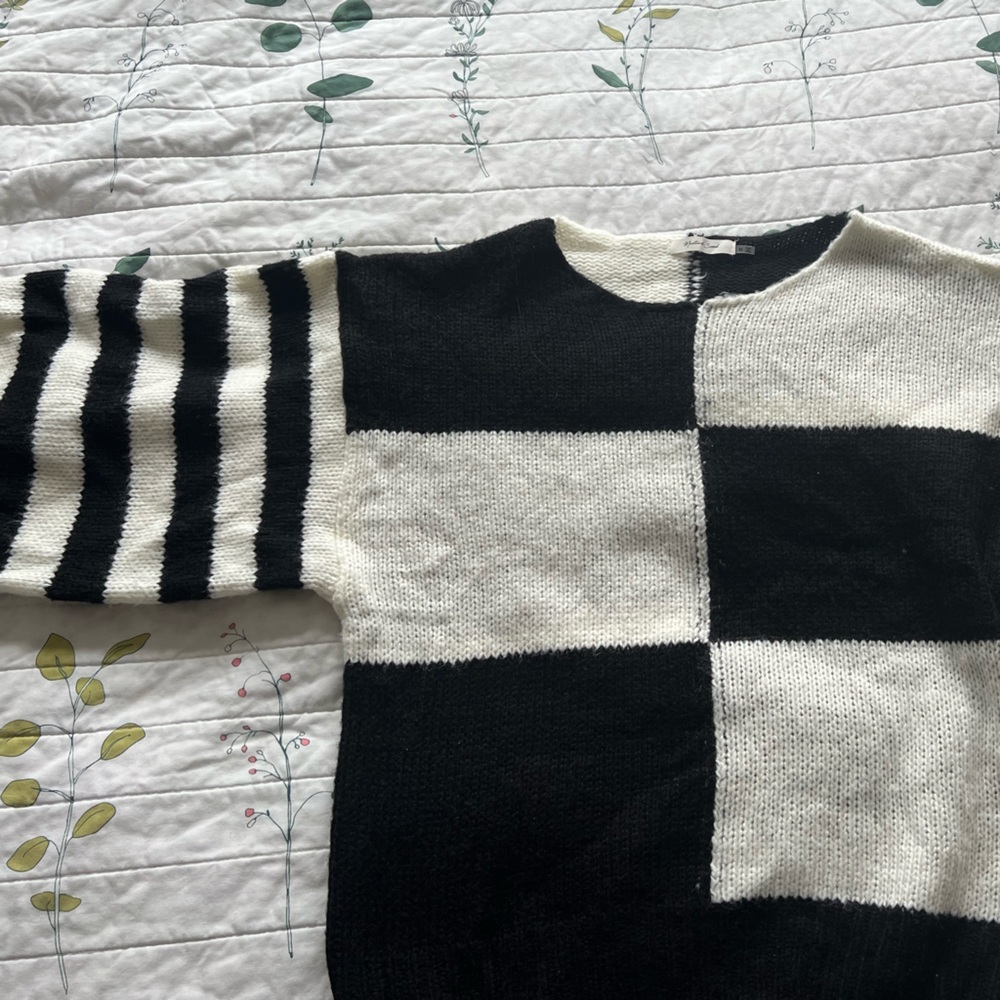Black and White Sweater Size M Lightly Used